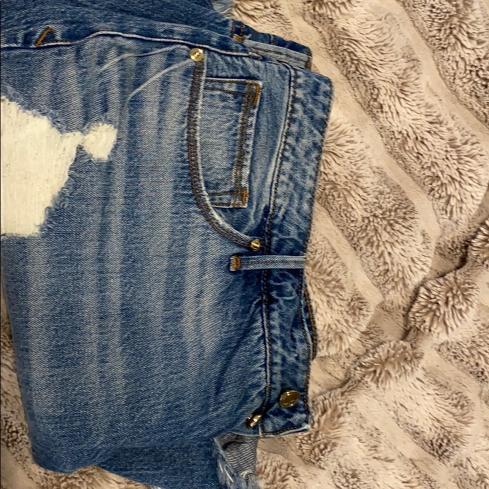 Good American size 16 Jean shorts